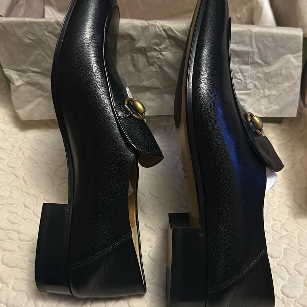Gucci shoes new Foldable back for slip-on ease. - Picture 2 of 6